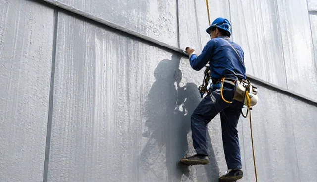 外墙清洗服务在商业建筑中的实际应用分析